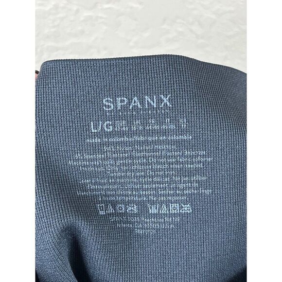 Spanx Look at Me Now Seamless Bike Shorts Black Camo Womens Size Large Athletic - Picture 4 of 6